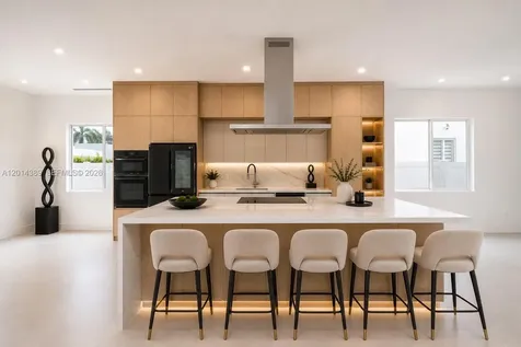 10381 NW 67th Terrace Doral FL 33178