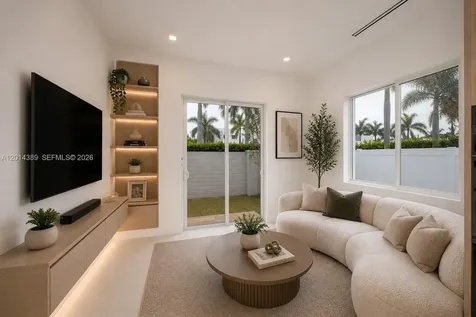 10381 NW 67th Terrace Doral FL 33178