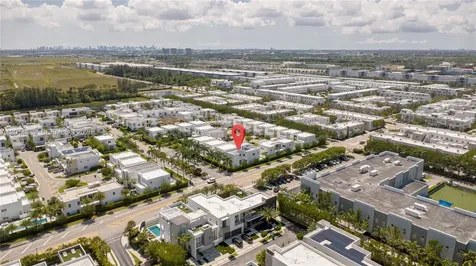 10381 NW 67th Terrace Doral FL 33178