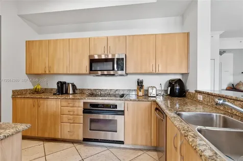 100 Meridian Avenue Miami Beach FL 33139