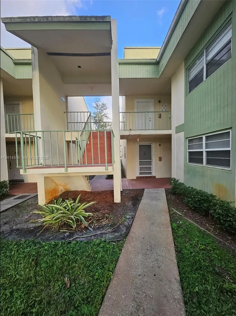 4129 NW 88th Avenue Coral Springs FL 33065
