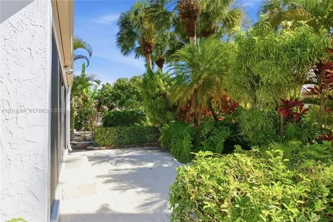 4690 S Fountains Drive S Lake Worth FL 33467