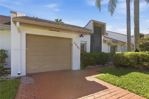 4690 S Fountains Drive S Lake Worth FL 33467