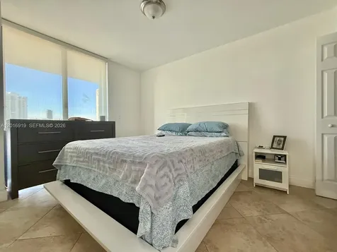 3701 N Country Club Drive Aventura FL 33180