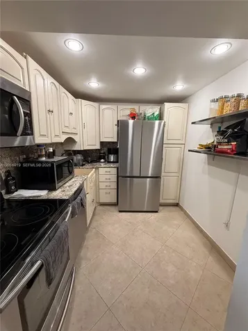 3701 N Country Club Drive Aventura FL 33180