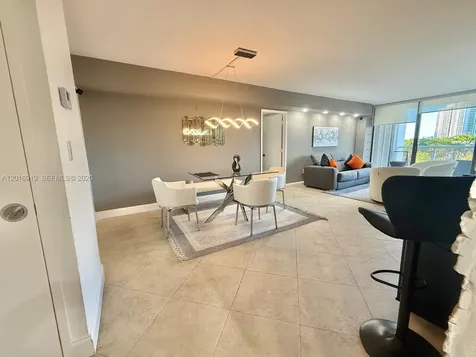 3701 N Country Club Drive Aventura FL 33180