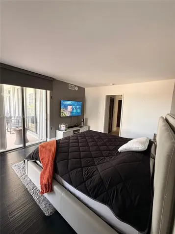 3701 N Country Club Drive Aventura FL 33180