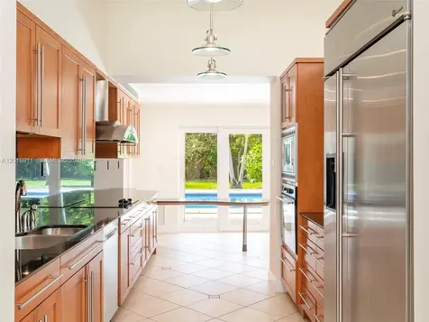 11800 SW 77th Avenue Pinecrest FL 33156