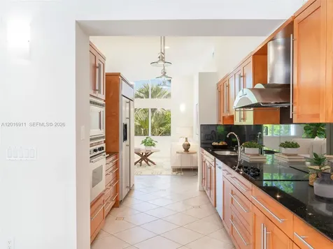 11800 SW 77th Avenue Pinecrest FL 33156