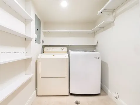 11800 SW 77th Avenue Pinecrest FL 33156
