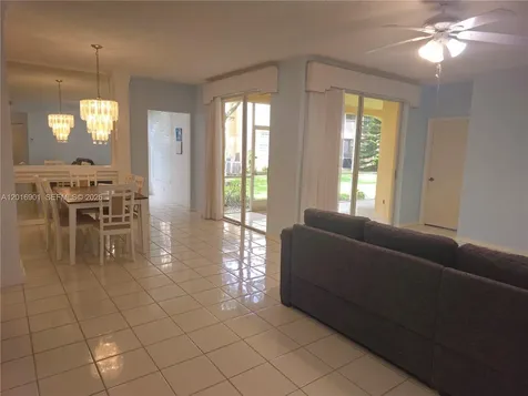 14715 Balgowan Road Miami Lakes FL 33016