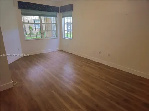 14715 Balgowan Road Miami Lakes FL 33016