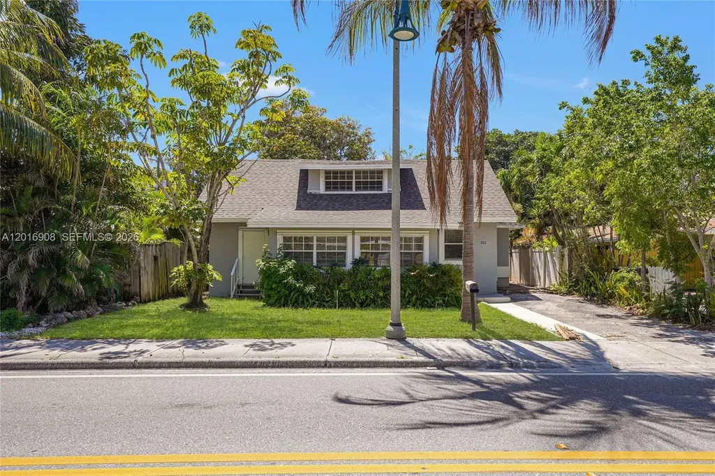 311 S Federal Highway Lake Worth FL 33460