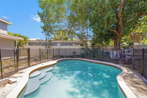 311 S Federal Highway Lake Worth FL 33460