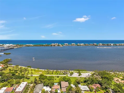 311 S Federal Highway Lake Worth FL 33460