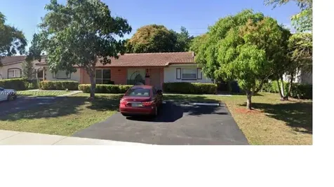 4100 Woodside Drive Coral Springs FL 33065