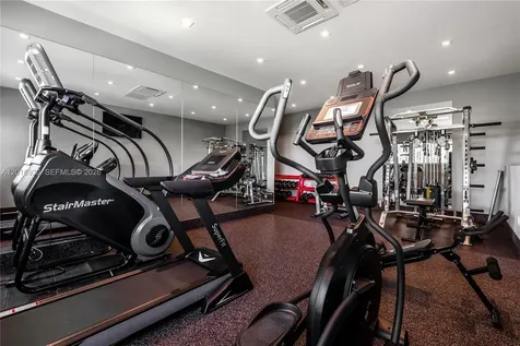 400 Tamarind Drive Hallandale Beach FL 33009