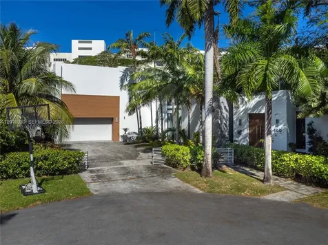 400 Tamarind Drive Hallandale Beach FL 33009
