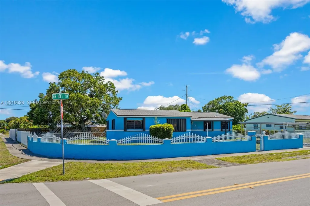2400 NW 181st Terrace Miami Gardens FL 33056