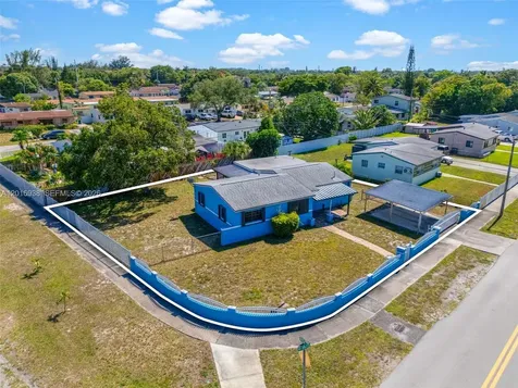 2400 NW 181st Terrace Miami Gardens FL 33056
