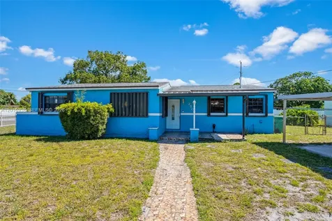 2400 NW 181st Terrace Miami Gardens FL 33056
