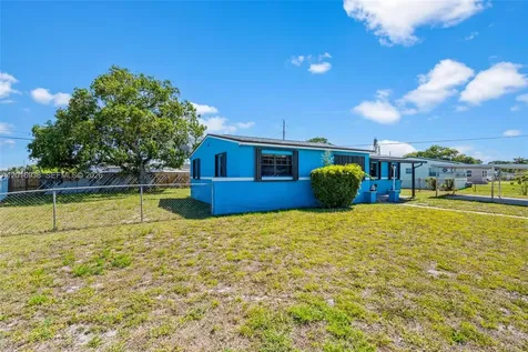 2400 NW 181st Terrace Miami Gardens FL 33056