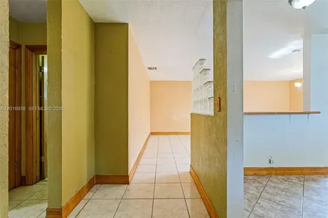 2400 NW 181st Terrace Miami Gardens FL 33056