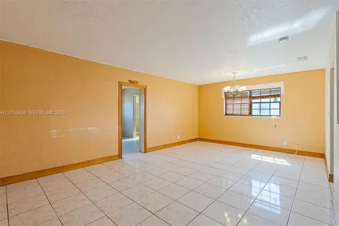 2400 NW 181st Terrace Miami Gardens FL 33056