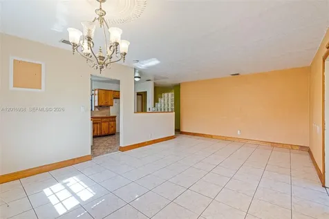 2400 NW 181st Terrace Miami Gardens FL 33056