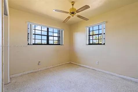 2400 NW 181st Terrace Miami Gardens FL 33056