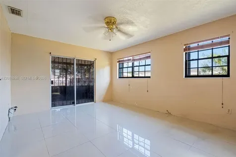 2400 NW 181st Terrace Miami Gardens FL 33056
