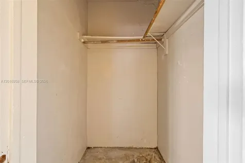 2400 NW 181st Terrace Miami Gardens FL 33056