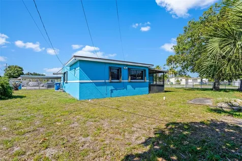 2400 NW 181st Terrace Miami Gardens FL 33056