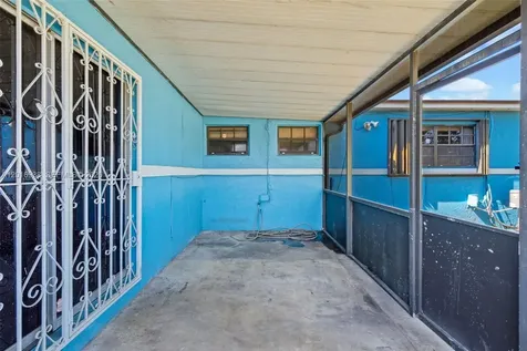 2400 NW 181st Terrace Miami Gardens FL 33056