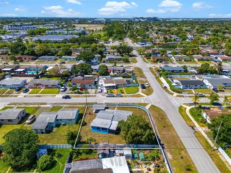 2400 NW 181st Terrace Miami Gardens FL 33056