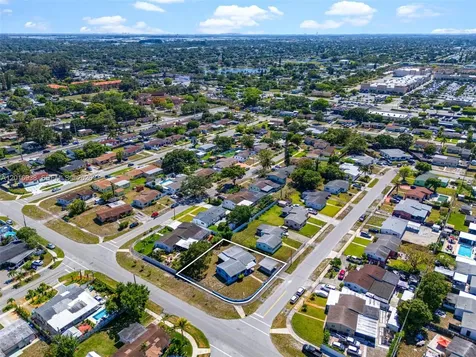 2400 NW 181st Terrace Miami Gardens FL 33056
