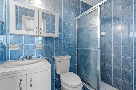 2400 NW 181st Terrace Miami Gardens FL 33056