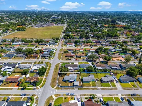 2400 NW 181st Terrace Miami Gardens FL 33056