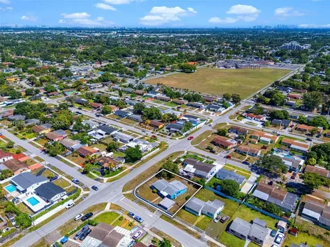 2400 NW 181st Terrace Miami Gardens FL 33056