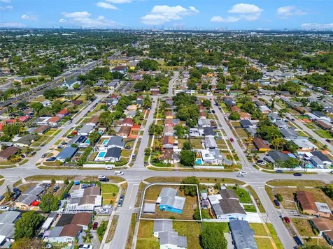 2400 NW 181st Terrace Miami Gardens FL 33056