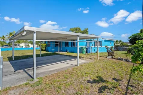2400 NW 181st Terrace Miami Gardens FL 33056