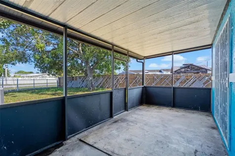 2400 NW 181st Terrace Miami Gardens FL 33056