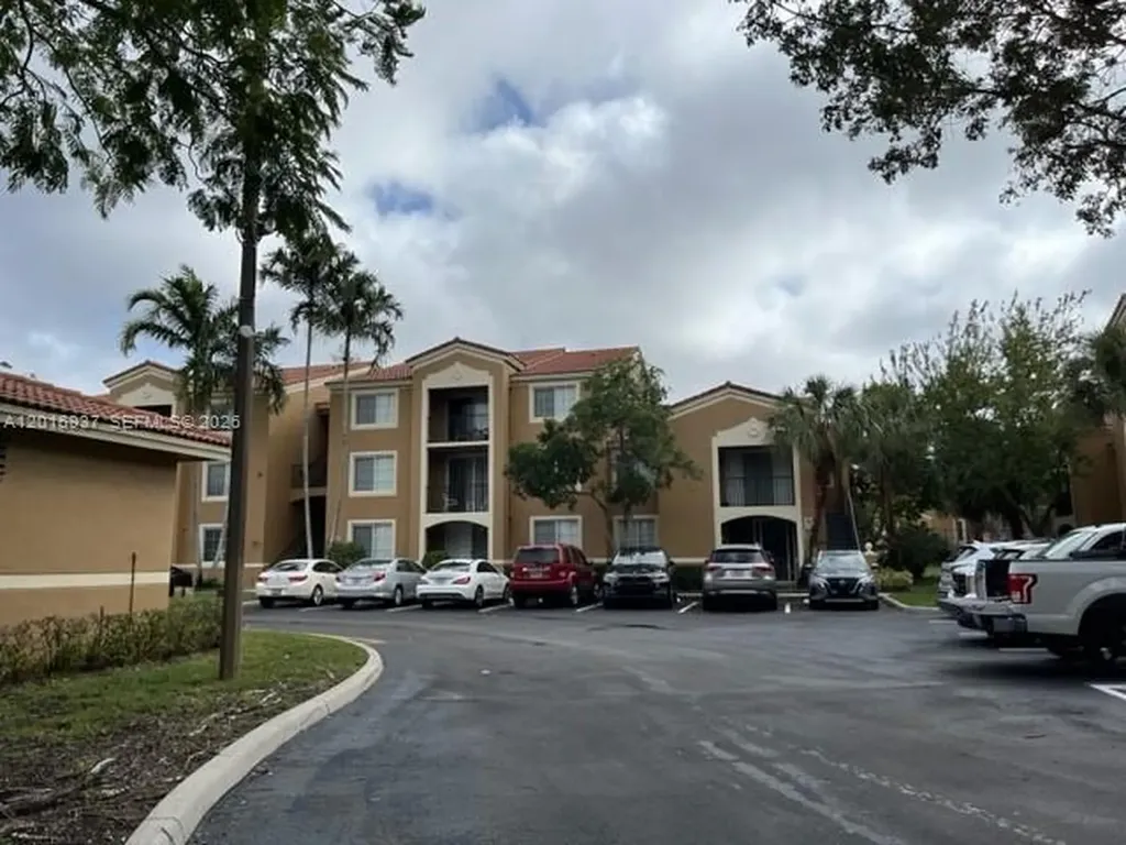 8000 N Nob Hill Road Tamarac FL 33321