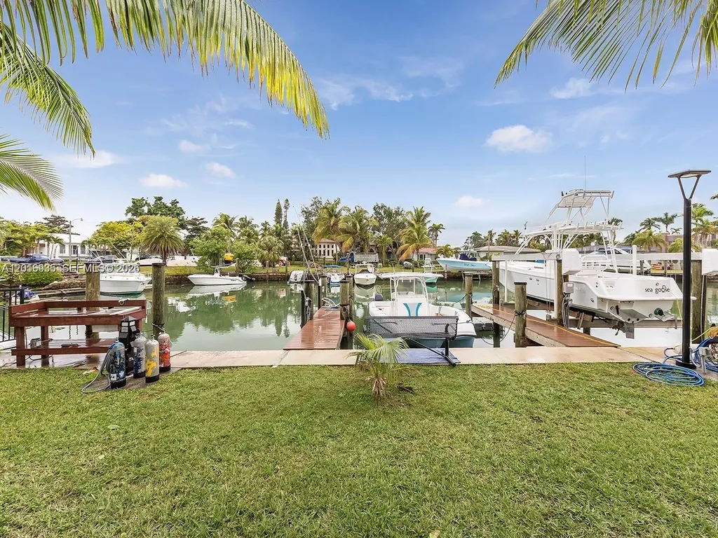 1082 NE 89th Street Miami FL 33138
