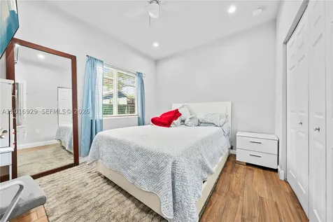 4719 NW 15th Court Miami FL 33142