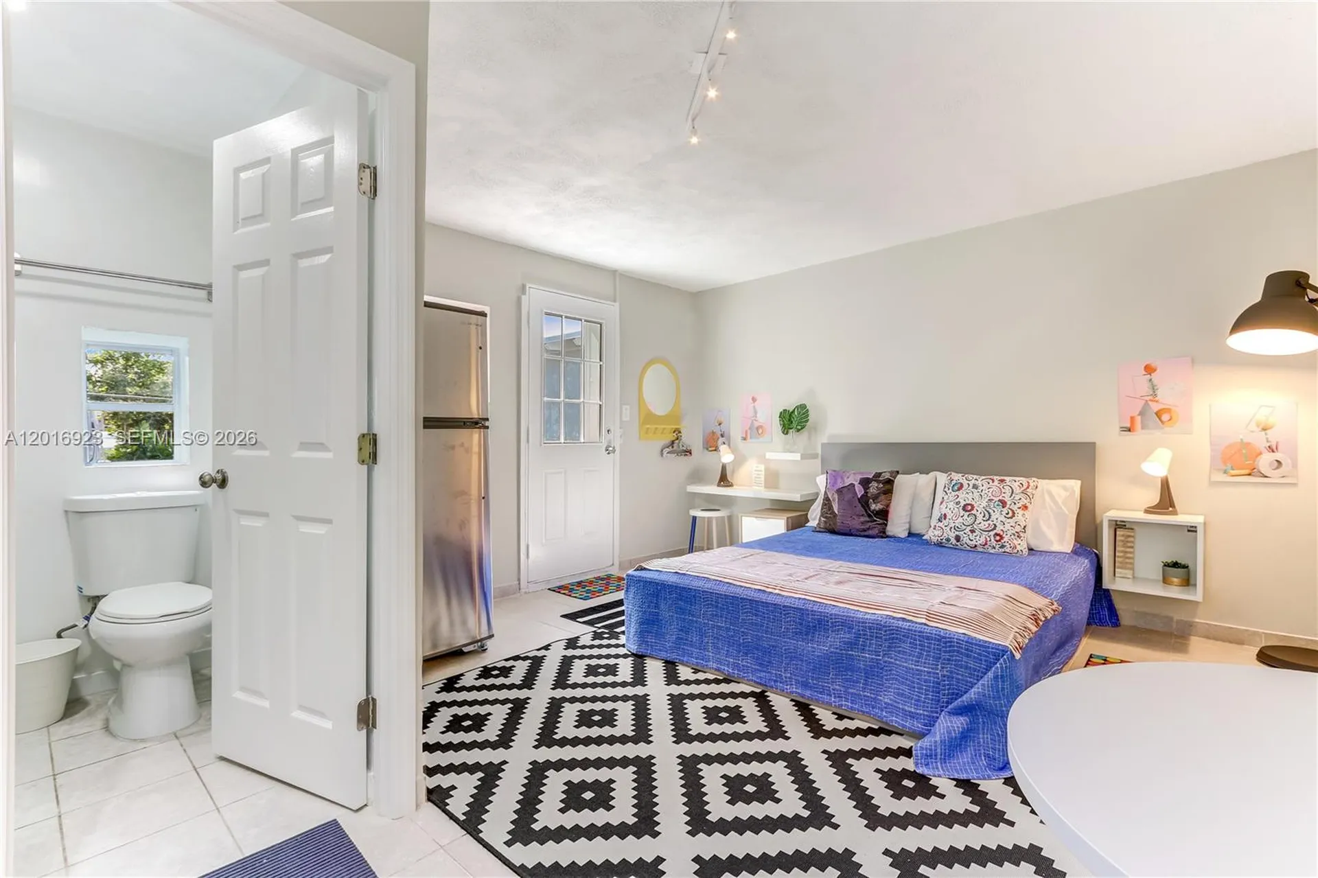 427 S 24th Avenue Hollywood FL 33020
