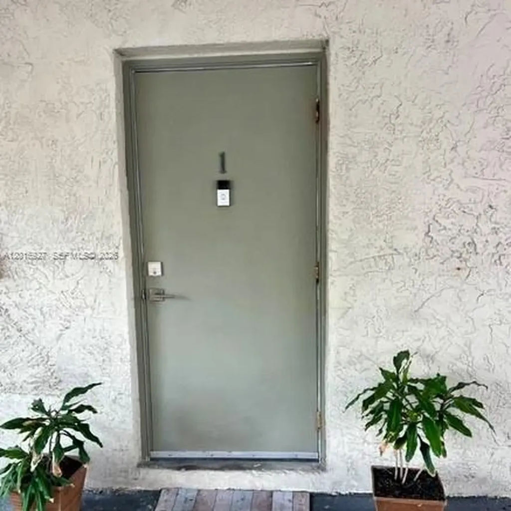 1701 NE 115th Street Miami FL 33181