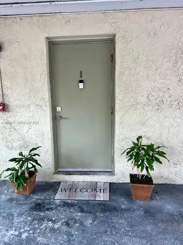 1701 NE 115th Street Miami FL 33181