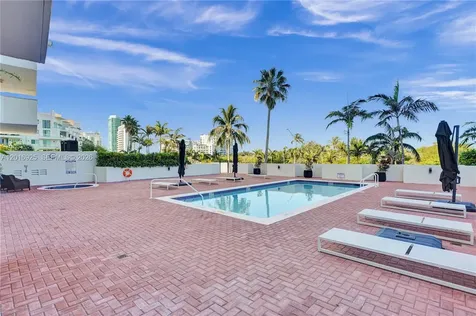 6422 Collins Avenue Miami Beach FL 33141