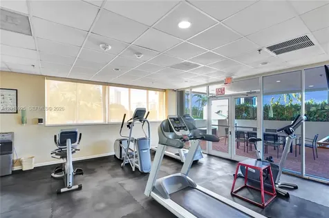 6422 Collins Avenue Miami Beach FL 33141
